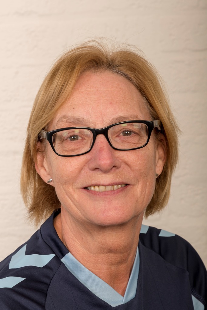 Dames 6 - Portret - 2018 - Conni Moen - 75