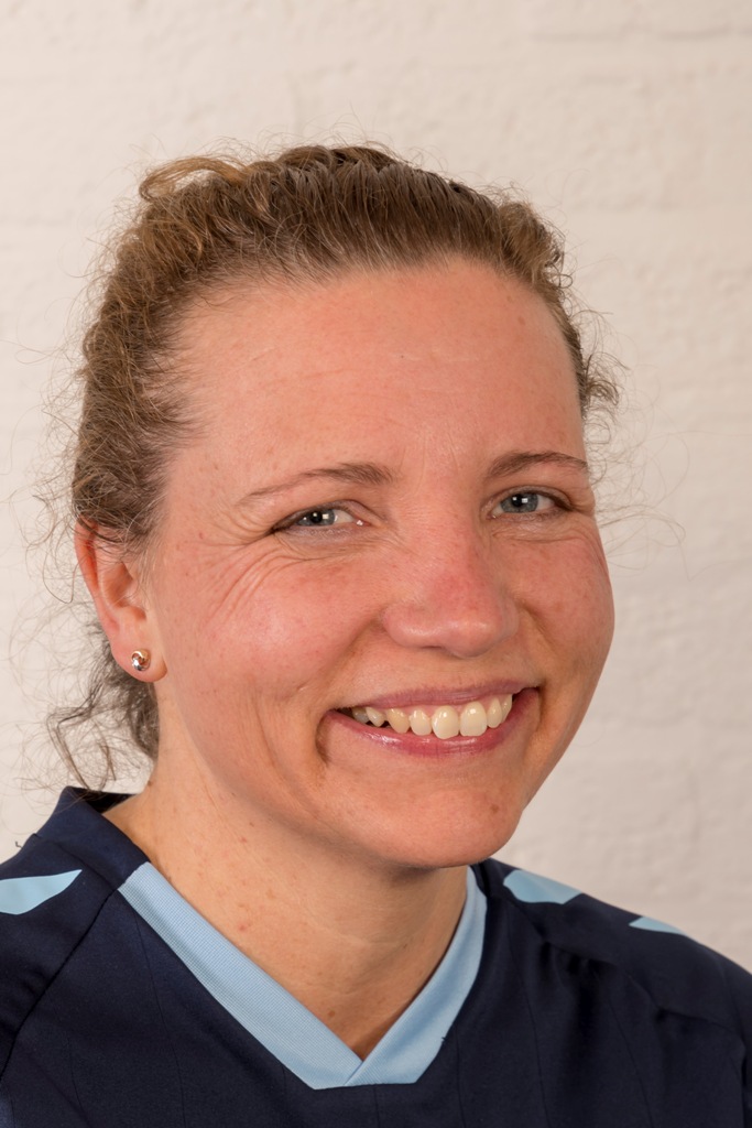 Dames 6 - Portret - 2018 - Esmee Lammers - 121