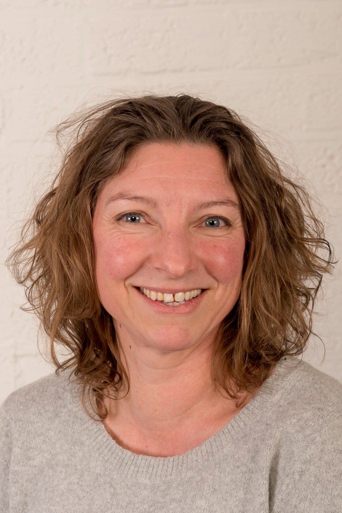 Dames 6 - Portret - 2018 - Martine van Deurzen - 119