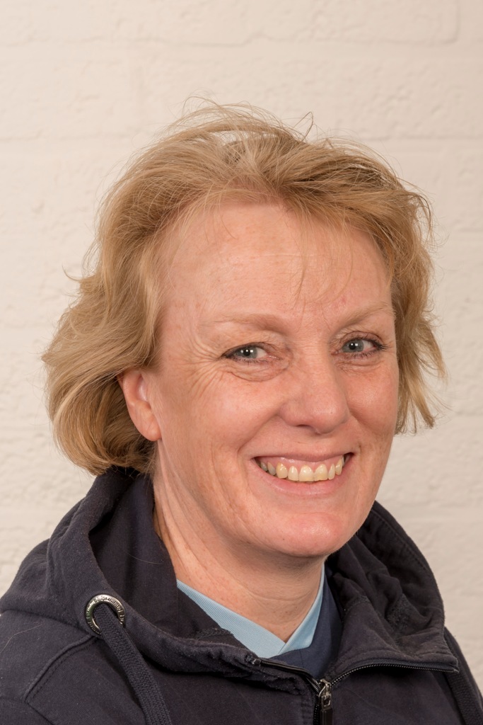 Dames 7 - Portret - 2018 - Charlotte Reijnen - 45