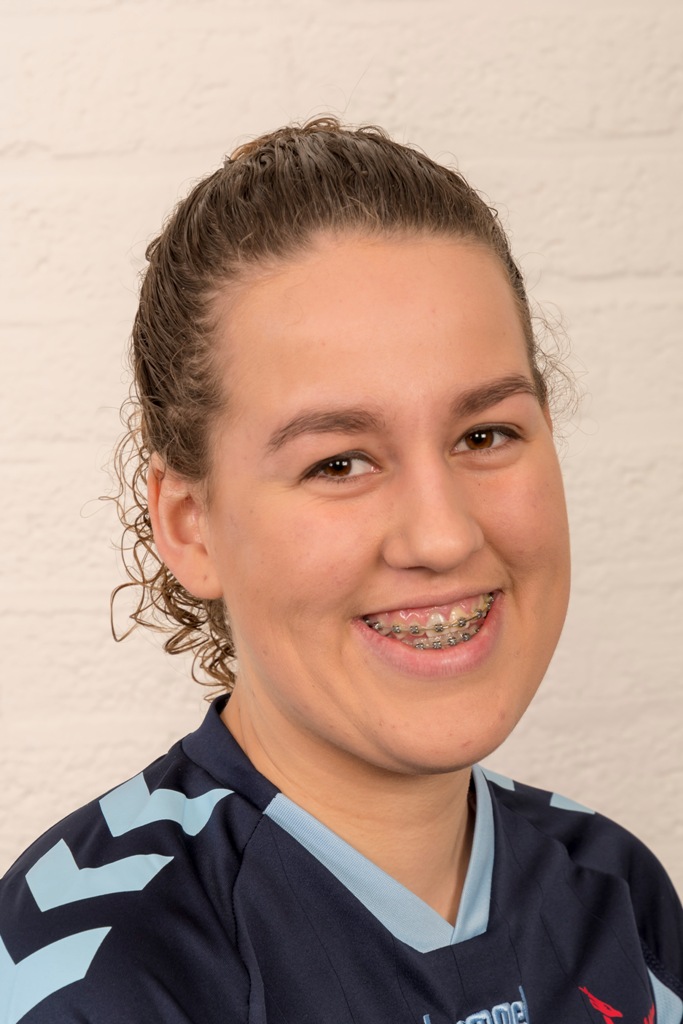 Dames 7 - Portret - 2018 - Lotte Klomp - 43