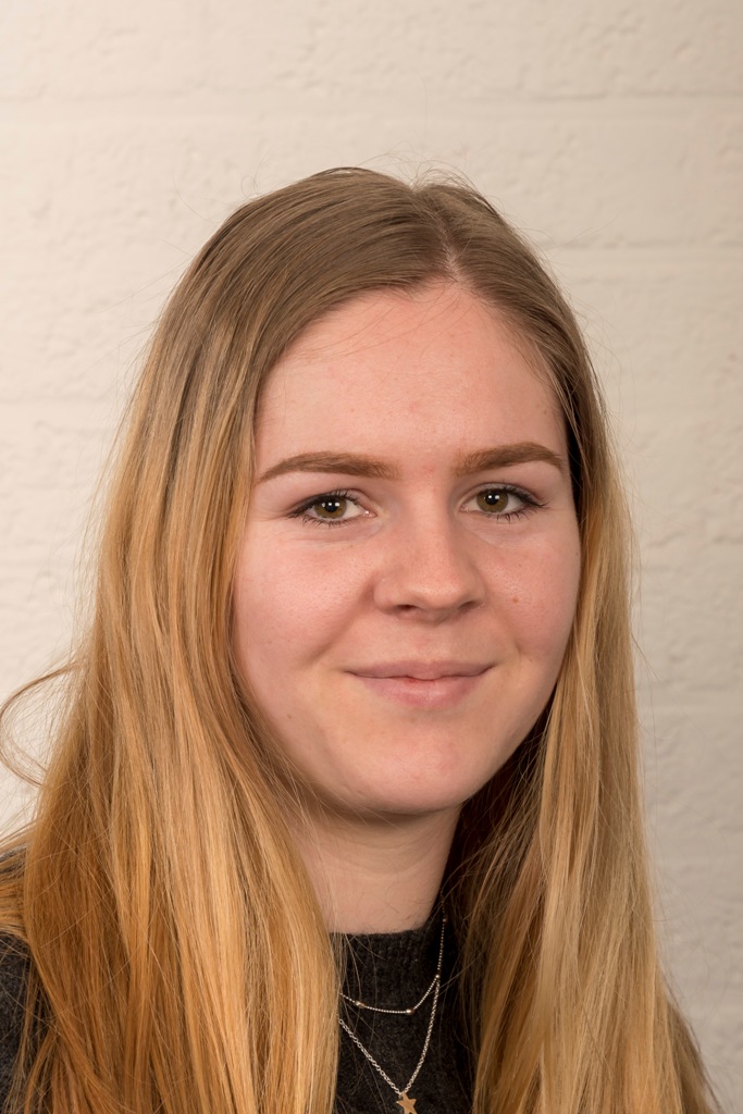 Dames 7 - Portret - 2018 - Maike de Beijer - 68