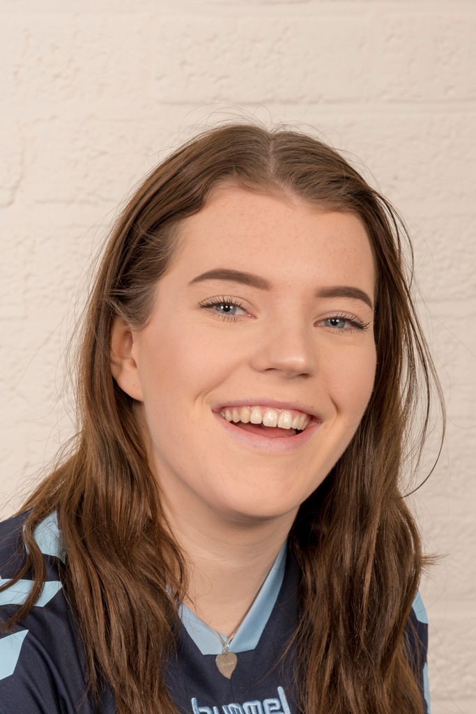 Dames 7 - Portret - 2018 - Romée van Velzen - 38