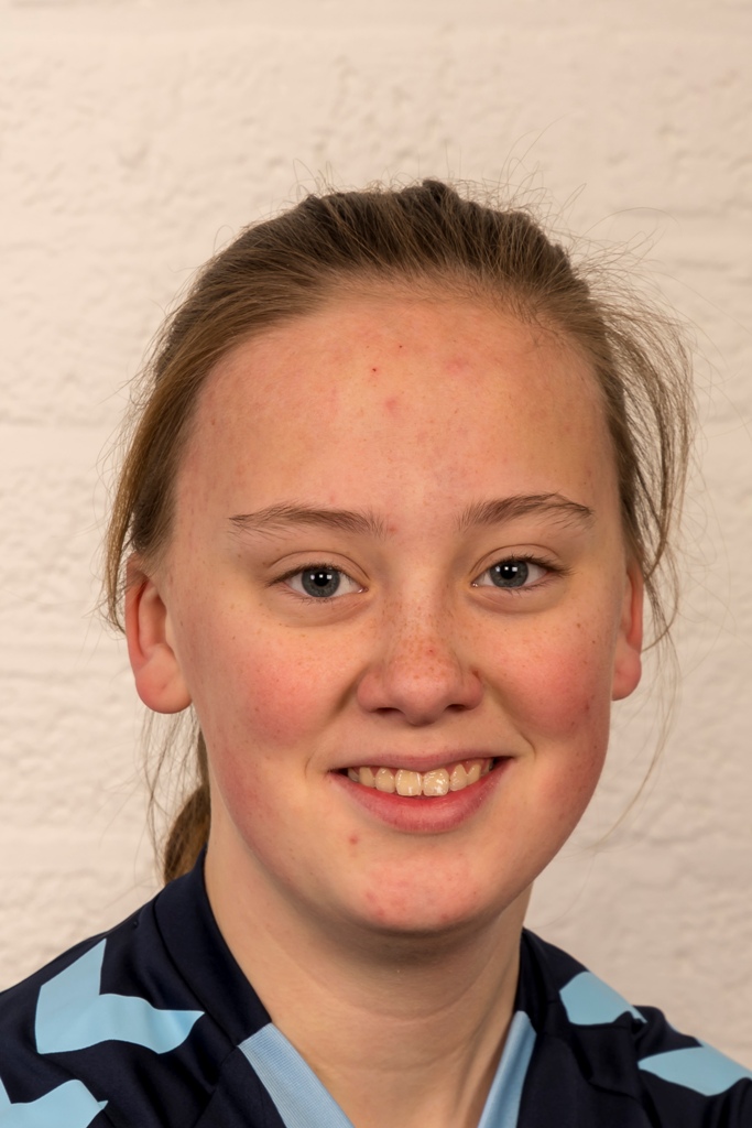 Meisjes C1 - Portret - 2018 - Sanne Gebbing - 12